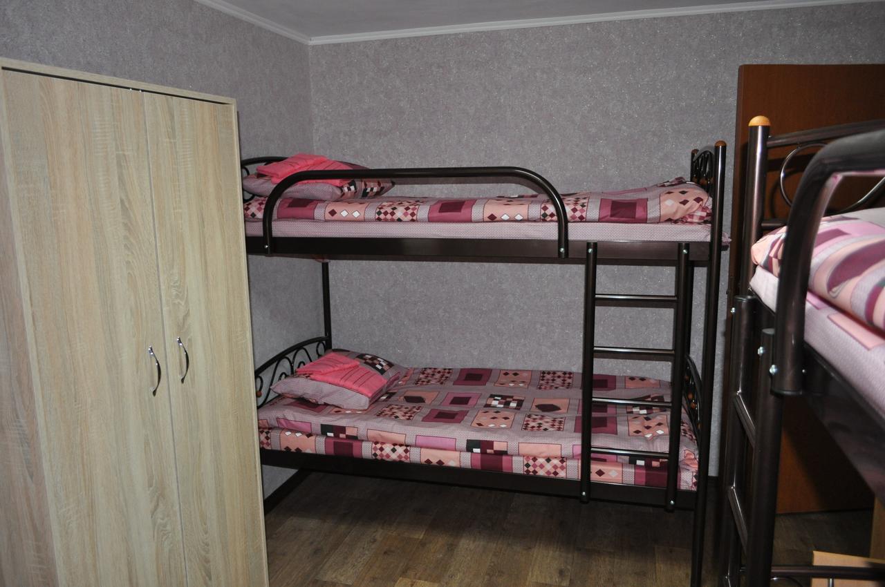 Hostel Bayit Кременчук Екстериор снимка