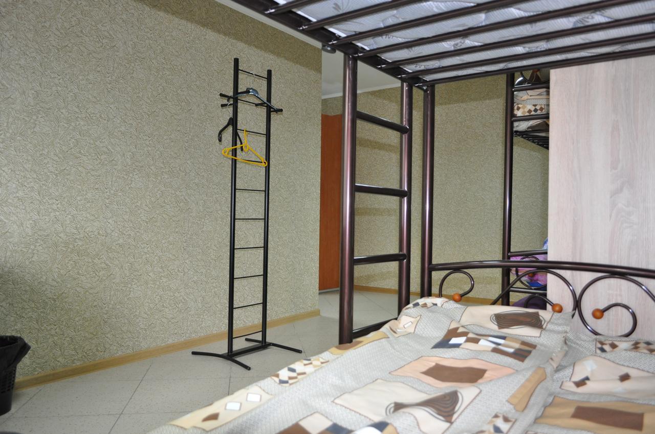 Hostel Bayit Кременчук Екстериор снимка